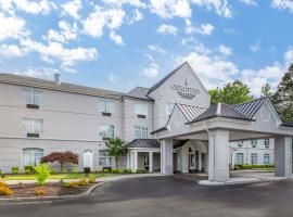 Country Inn & Suites by Radisson, Newport News South, VA, hotel v mestu Newport News
