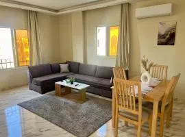 Family Apartment Near AUC