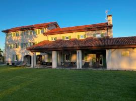 Jesolo Luxury Suites, hotel v Jesolu