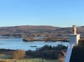 Cosy Sea view Skye Cottage for 6