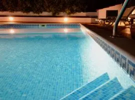 Villa ELTAEL - Miguel House - Warm Pool until 1 November - Facilities for disabled guests
