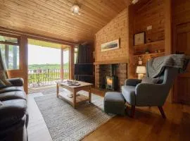 Egret Lodge with Hot-tub