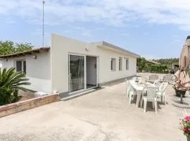 Nice Home In Santa Maria Del Focall With Kitchenette