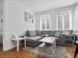 Shades of white in Mill Hill, apartment in Hendon