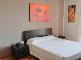 Appartamento Laura, хотел в Quargnento