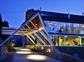 Viesnīca Hotel ACA El Calafate Elkalafatē