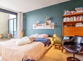 Chambre double avec sdb dans appartement avec rooftop, hotel Montpellier-ben
