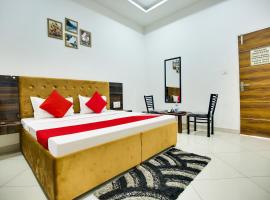Flagship Hotel Cozy Comfort, hotel cerca de Aeropuerto de Ludhiana - LUH, Ludhiana
