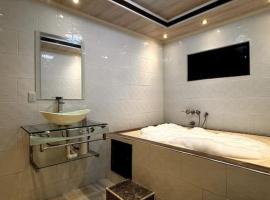 Jacuzzi privado y cama king parqueo exclusivo, hotel v destinaci Santa Rosa de Copán