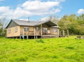 Skylark - Sweffling Hall