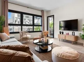 Brand New Chic Apartment - City, pool & Beach