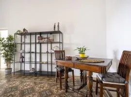 Exclusive Maison Valentina