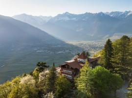 Relais & Chateaux Hotel Castel Fragsburg, five-star hotel in Merano
