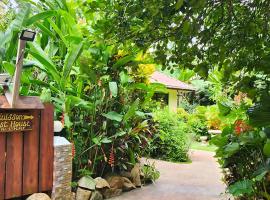 Buisson Guesthouse, feriebolig i La Digue