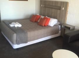 Thomas Lodge Motel, hotel in Tocumwal