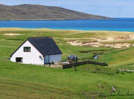 Corncrake Cottage, holiday rental in Manish