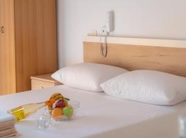 HOTEL PAVLOS, ξενοδοχείο στην Παραλία Κατερίνης