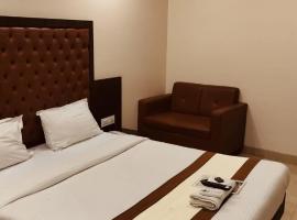 HOTEL VERTIGO SUITE Near Bandra Kurla, hotel en Kurla, Bombay