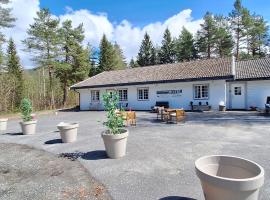 Telemark Motel and Apartment, hotel with parking in Hauggrend