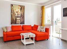 Lavender, Lighthouse, Sunrise Apartments - Kuća&More House No13, iseteenindusega majutus Krkis