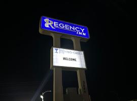 Regency Inn, hotel poblíž Mezinárodní letiště Fresno Yosemite - FAT, Fresno