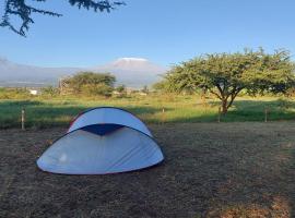 Camp David-Amboseli, campsite in Oloitokitok 