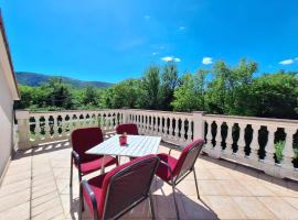 Apartment Nenad, Hotel in Tribalj