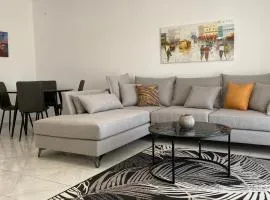 Golden Flower Luxury Apartment