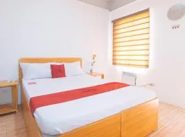 RedDoorz @ Sun Miles Condominium