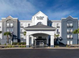 Fairfield Inn & Suites by Marriott Charleston North/Ashley Phosphate, hotel i nærheden af Charleston Internationale Lufthavn - CHS, Charleston