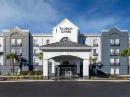 Fairfield Inn & Suites by Marriott Charleston North/Ashley Phosphate