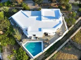 Villa Arades Sifnos with Private Pool