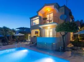 Villa Kozlica - house with the private pool near sea in Sevid