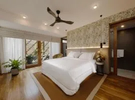 Colombo Villa Collection