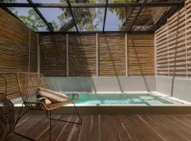 Colombo Villa Collection