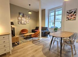 Studio Terrasse, Hypercentre, Neuf, RDC, ξενοδοχείο σε Laon