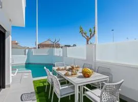 Villa Blanco: Private Villa with Pool & Terrace