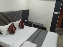 Hotel Heritage Gurukul, מלון ב-Thaltej, אהמדאבד