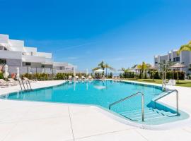 Luxury Seaview Resort Apartment, hotel a Manilva