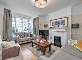 Finest Retreats - Penrhyn Avenue