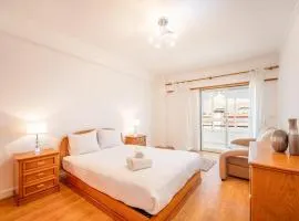 GuestReady - Caparica Beach Lover's Dream