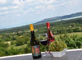 Kisleshegy Balatonudvari Vendégház, ξενοδοχείο σε Balatonudvari