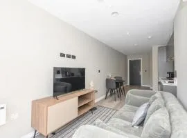 City Centre Deluxe with amazing Garden Terrace Pass the Keys