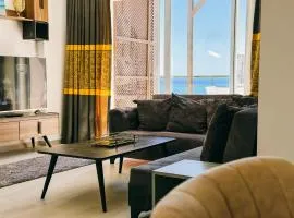Thalassa Beach Resort 2 Bedroom Penthouse with a Hot Tub