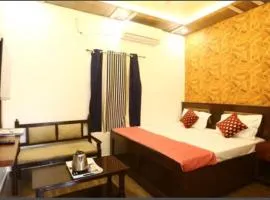Goroomgo Hanuman Ji Ayodhya Near Ram Mandir - Perfect Stay with Luxury Room