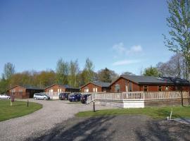 Nethercraig Holiday Park, hotel with parking in Alyth