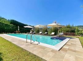 Amazing Home In Cellino Attanasio With Outdoor Swimming Pool, hotel en Cellino Attanasio