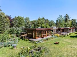 Lovely Home In Hundested With Wifi, hytte i Hundested