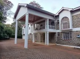 five bedroom home in keren