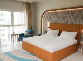 Sheraton Khalidiya Hotel, מלון ליד Family Park, אבו דאבי